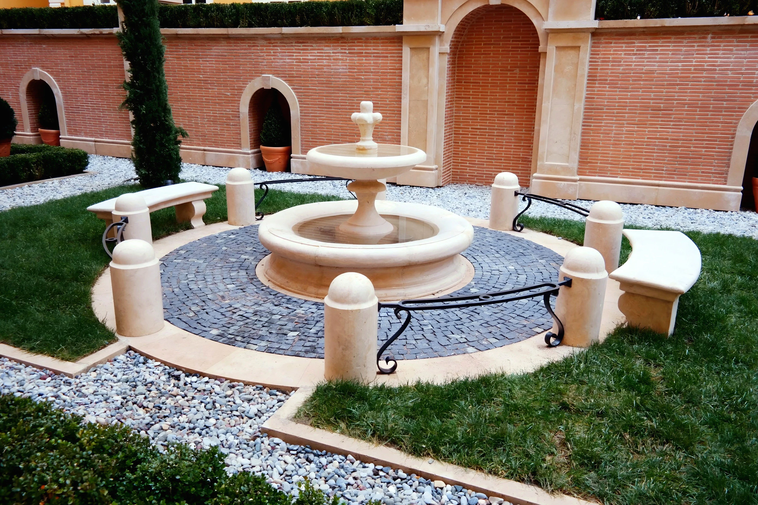 Tomtom Gardens 1+1